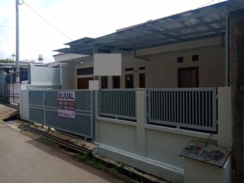 dijual rumah cisangkan padasuka dkt