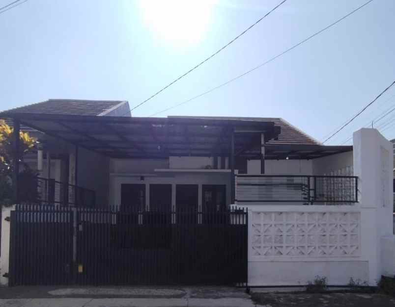 dijual rumah cisaranten kulon