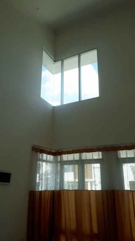 dijual rumah citra maja raja cluster