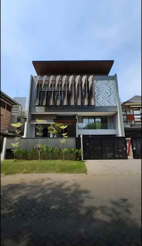 dijual rumah citraland somerset surabaya