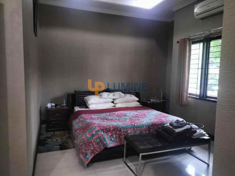 dijual rumah ciwaruga kabupaten bandung