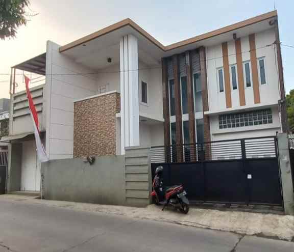 dijual rumah ciwaruga sariwangi