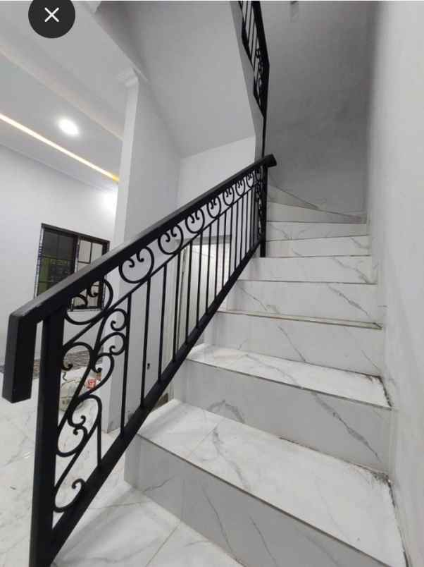 dijual rumah classic modern minimalis di beji depok