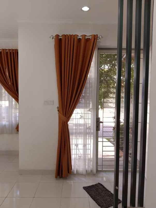 dijual rumah cluster amarillo