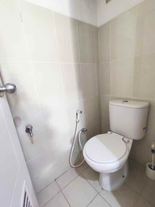 dijual rumah cluster amarillo