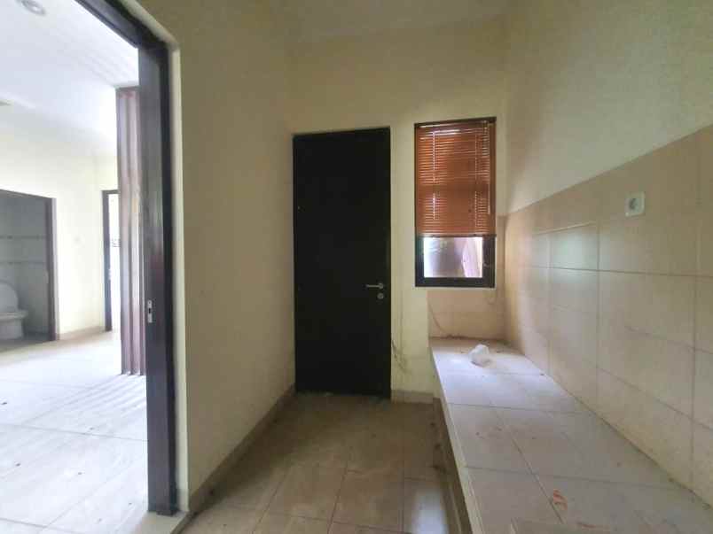 dijual rumah cluster arana kota harapan