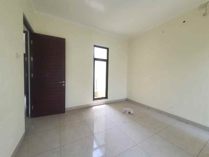 dijual rumah cluster arana kota harapan