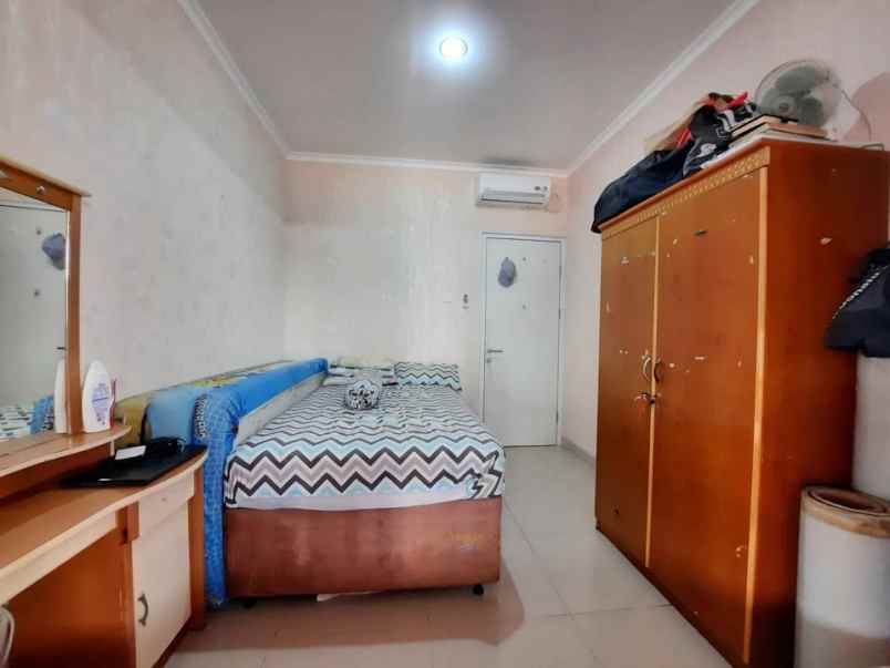 dijual rumah cluster boston village by