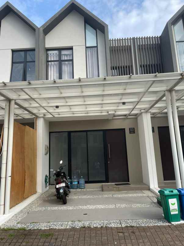 dijual rumah cluster denver pik2