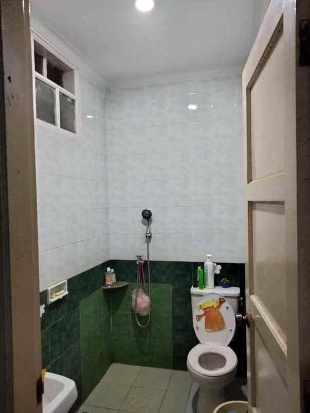 dijual rumah cluster florence kota