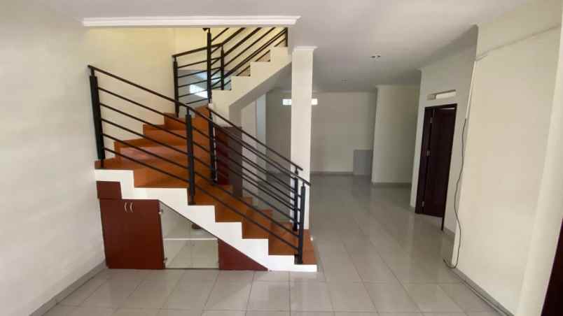 dijual rumah cluster gallery kawaluyaan