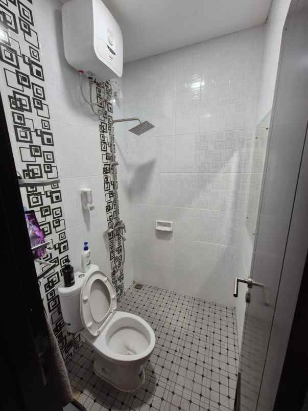 dijual rumah cluster la seine jgc