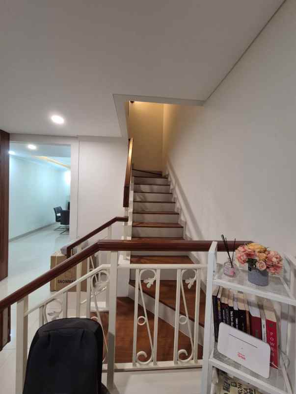 dijual rumah cluster la seine jgc