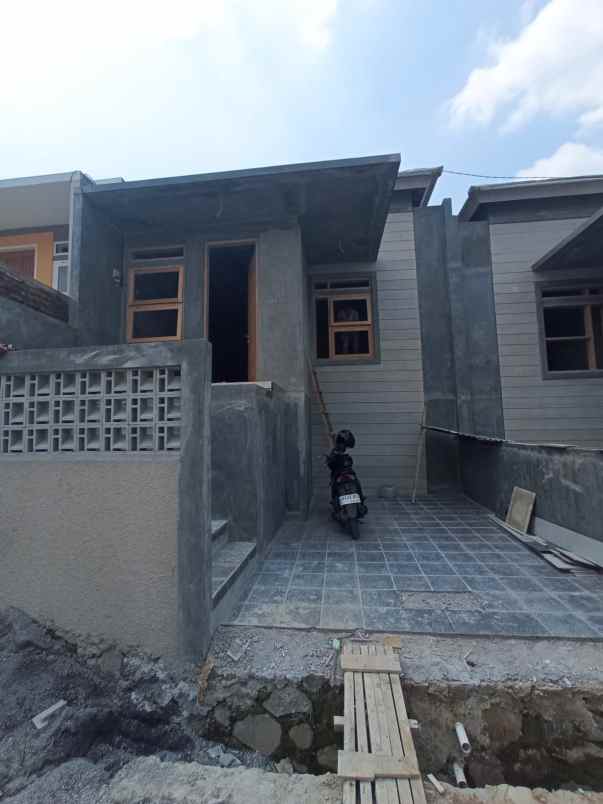 dijual rumah cluster sekehaji pasir