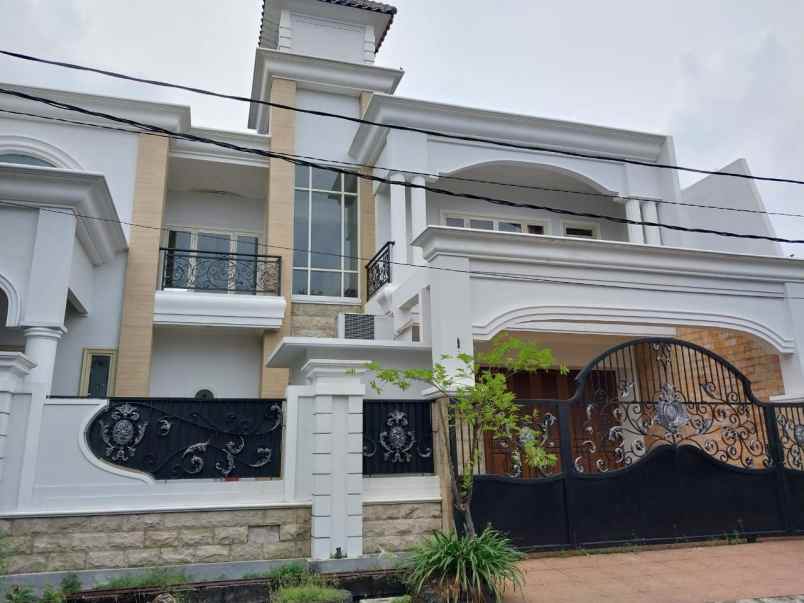 dijual rumah cokroaminoto