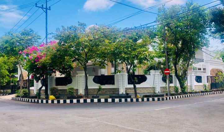 dijual rumah cokroaminoto