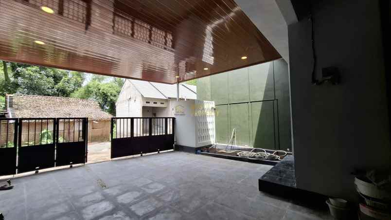 dijual rumah couple martani