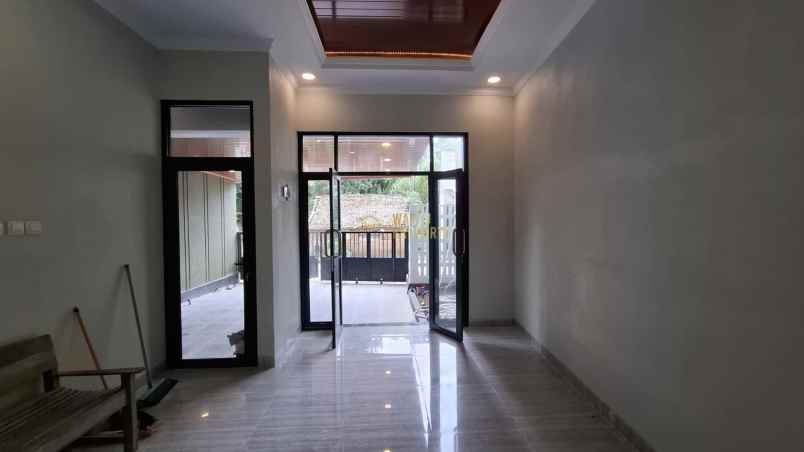 dijual rumah couple martani