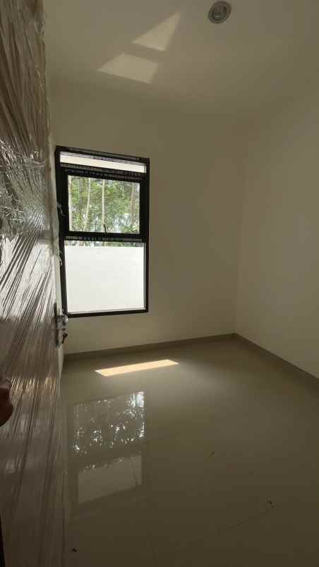 dijual rumah dekat alun alun cimahi