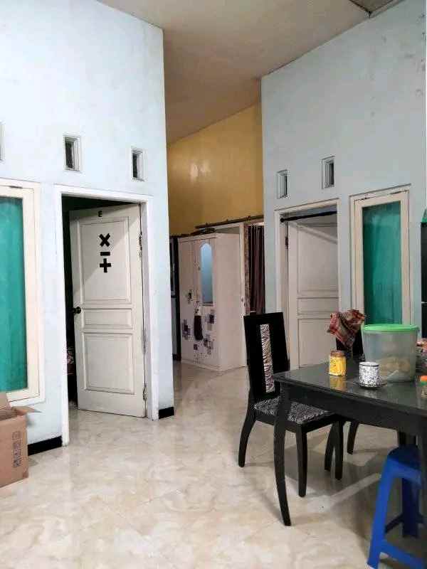 dijual rumah dekat kampus universitas