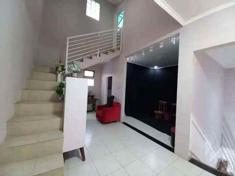 dijual rumah di arcamanik bandung