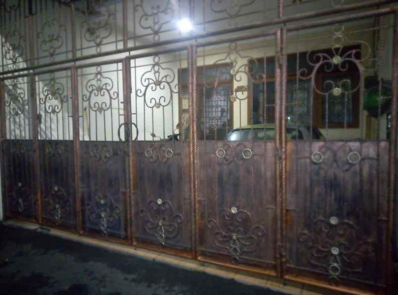 dijual rumah di tambora