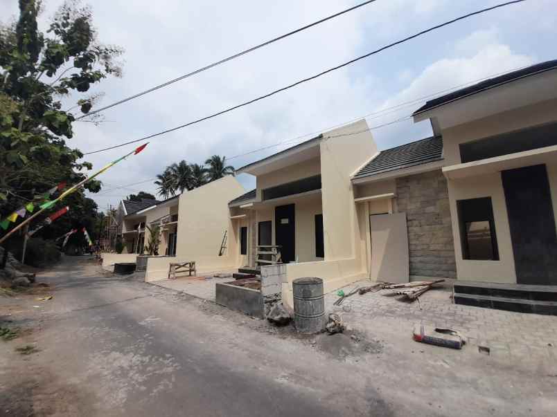 dijual rumah ds mongsel margomulyo