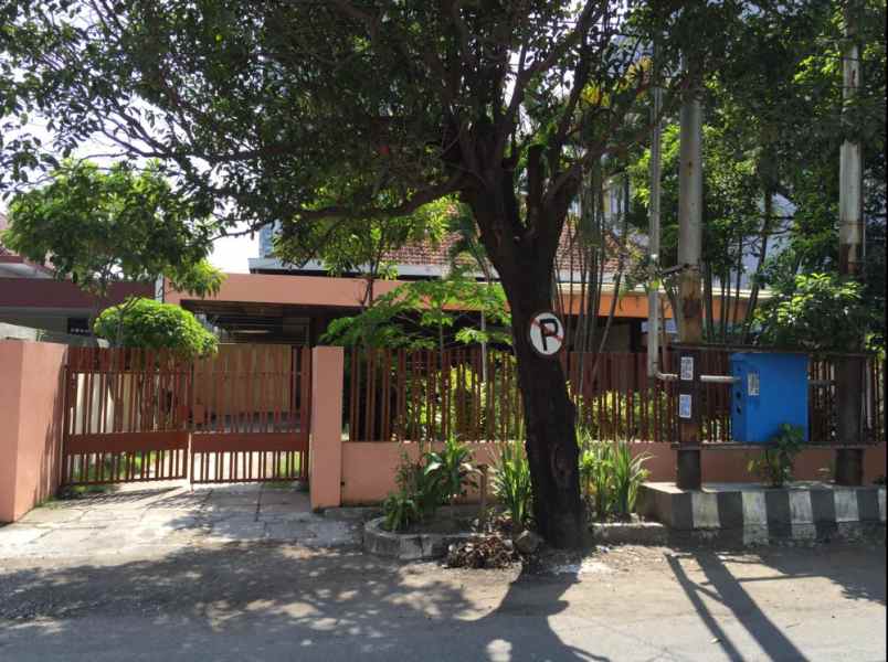 dijual rumah embong tanjung