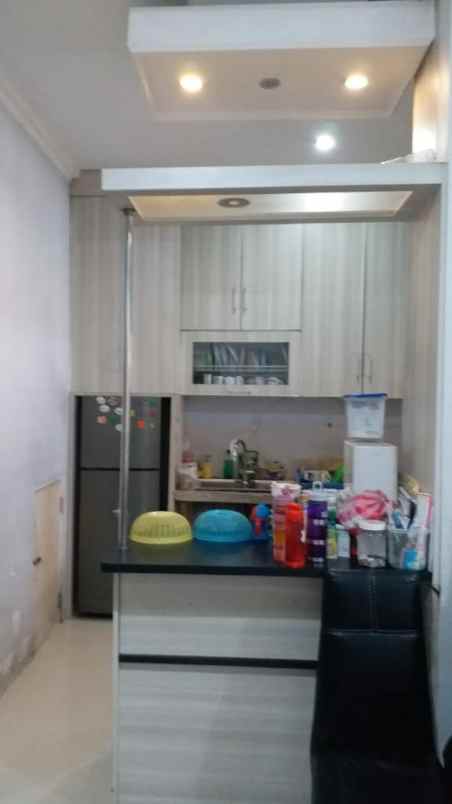 dijual rumah gading griya residence