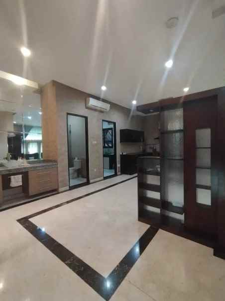 dijual rumah gading nirwana kelapa gading