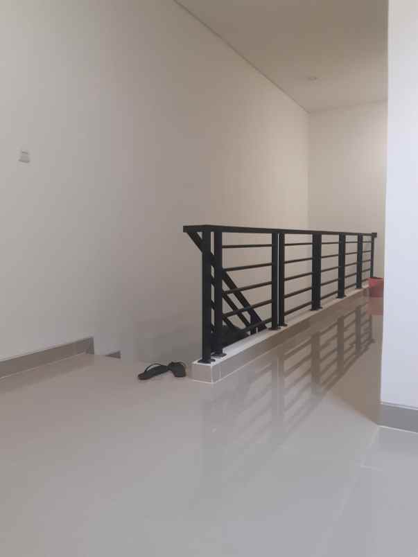 dijual rumah gading putih kelapa gading