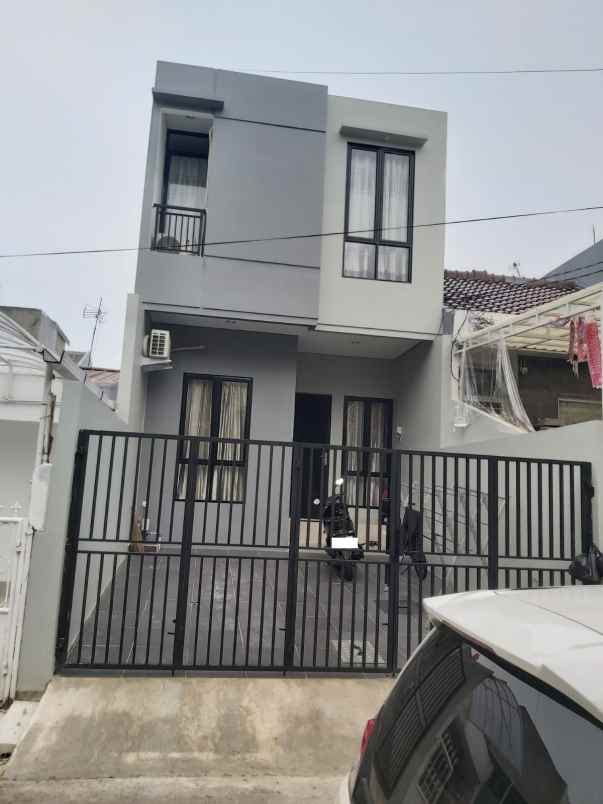 dijual rumah gading putih kelapa gading