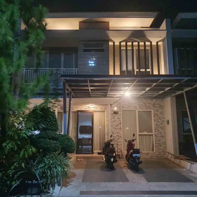 dijual rumah garden city