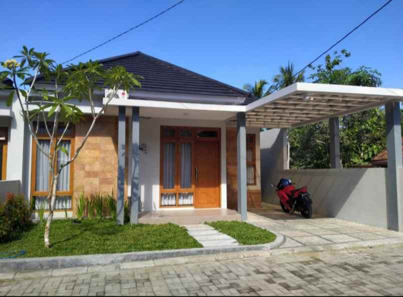 dijual rumah gotakan panjatan