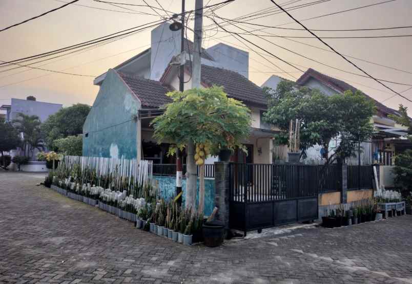 dijual rumah graha dewata