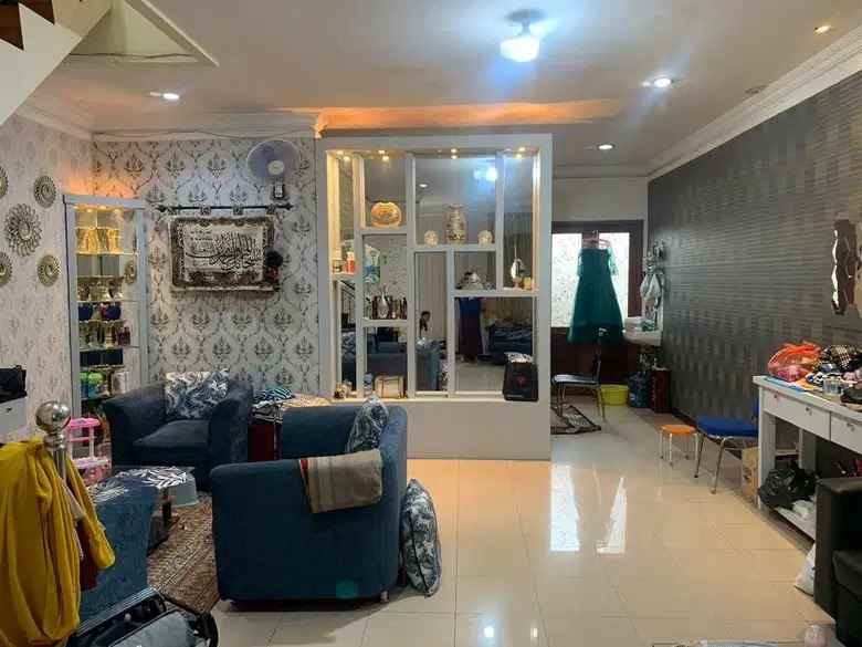 dijual rumah graha indah gayung kebonsari surabaya