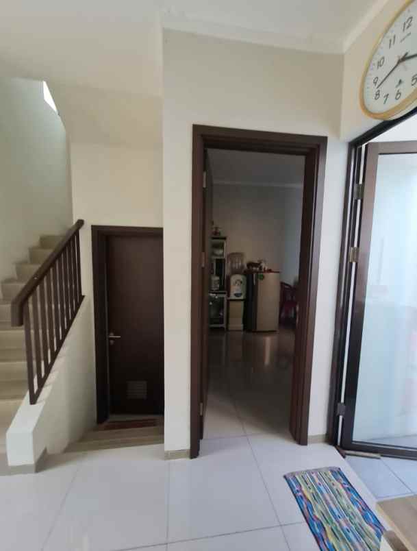 dijual rumah graha raya bintaro