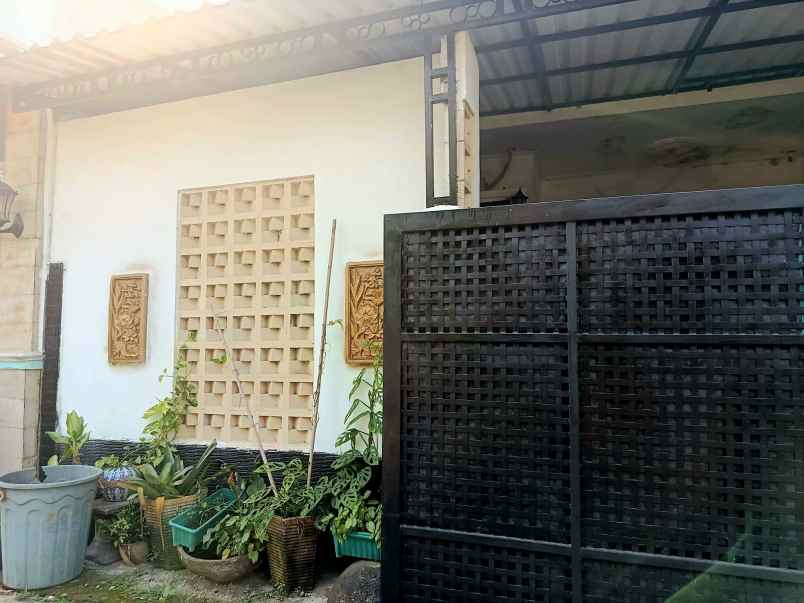 dijual rumah griya indah serpong