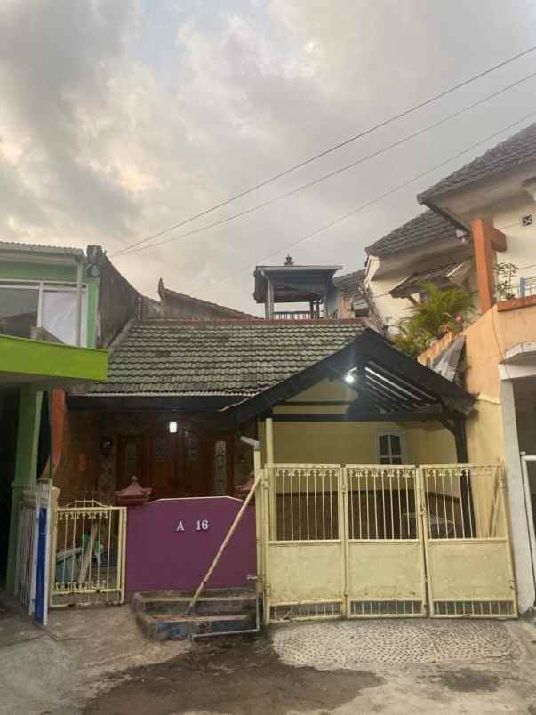 dijual rumah griyashanta suhat malang