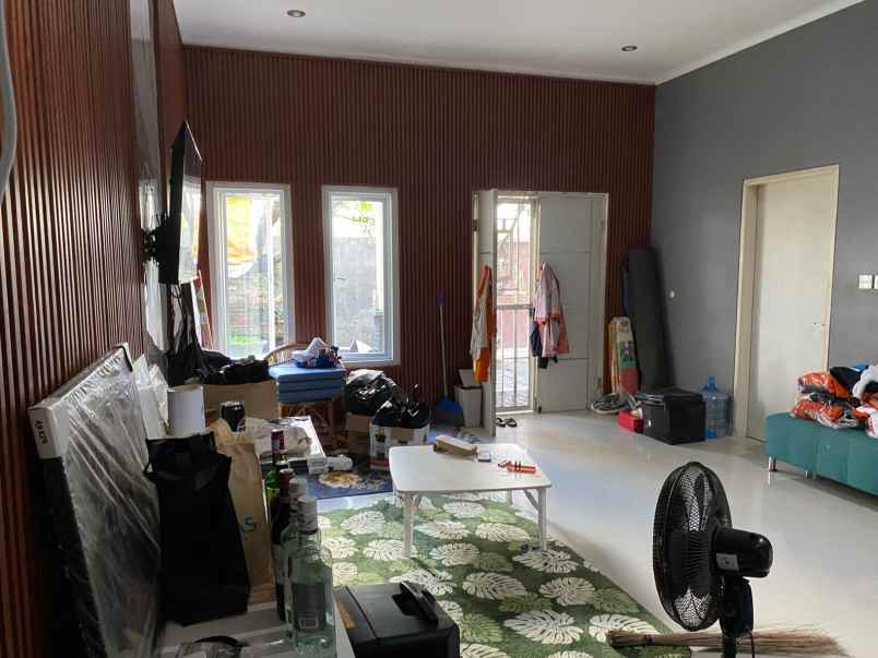 dijual rumah gunung gede mahendradata