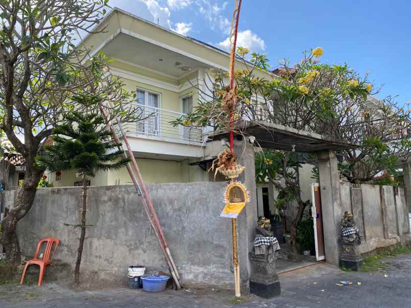 dijual rumah gunung gede mahendradata