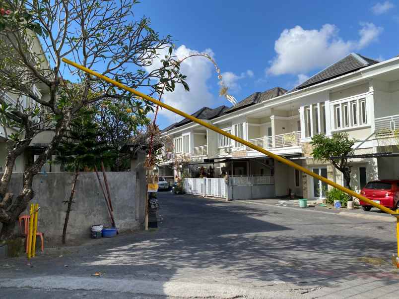 dijual rumah gunung gede mahendradata