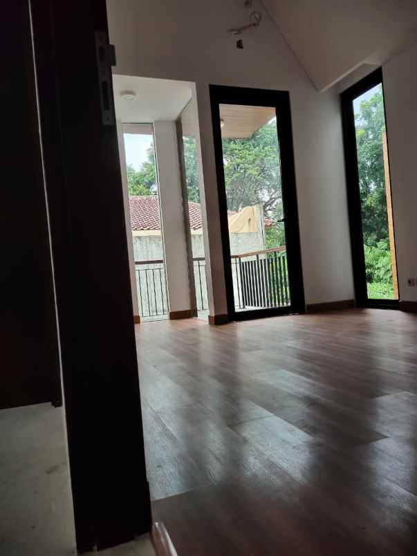 dijual rumah hang jebat