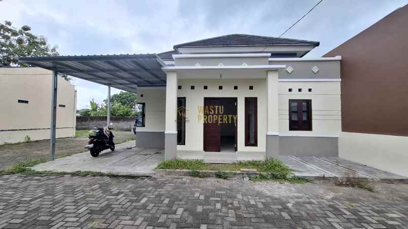 dijual rumah imogiri