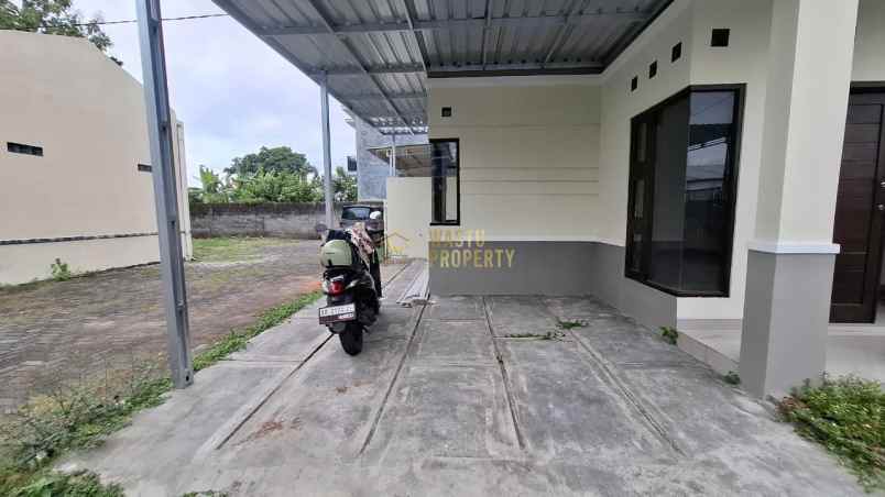 dijual rumah imogiri