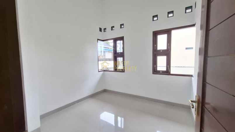 dijual rumah imogiri