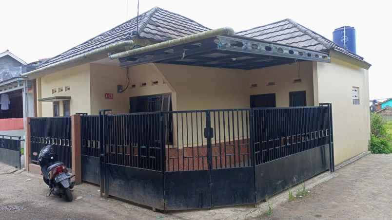 dijual rumah indah dan murah