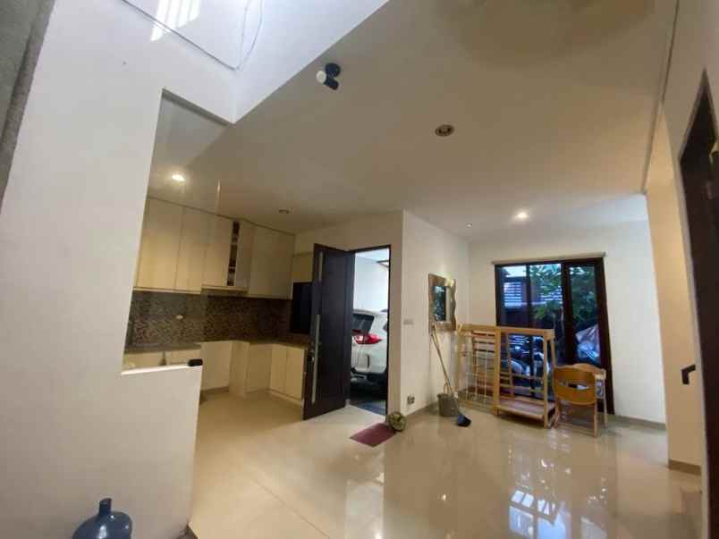 dijual rumah jagakarsa jakarta selatan