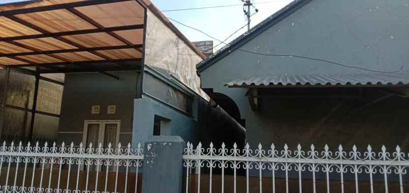 dijual rumah jalan bank raya vi depan