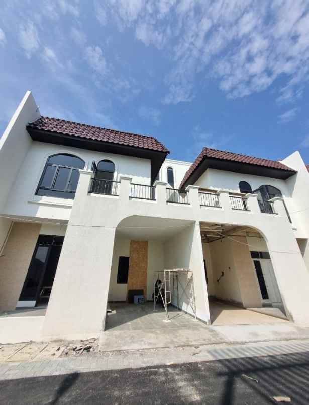 dijual rumah jalan besar sm raja medan